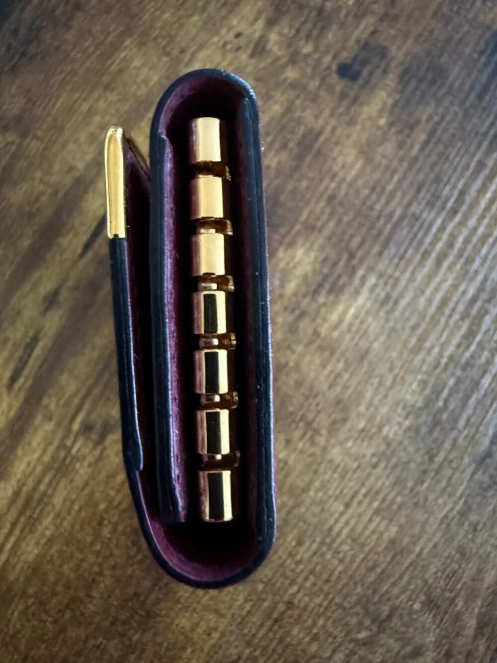 Vintage 1980s Must de Cartier 6 Key Holder Burgundy Leather Box Cloth Cards - Picture 6 of 14